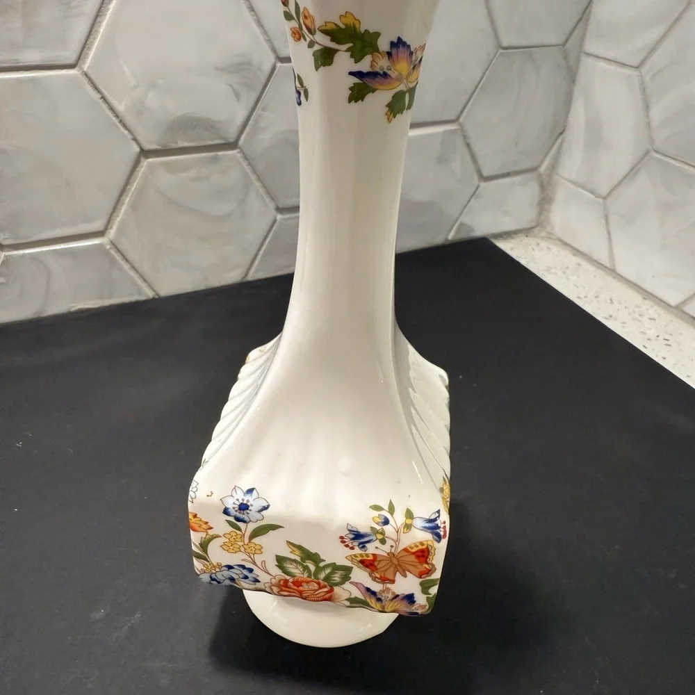 Aynsley Vintage Cottage Garden Floral Mini Bud Vase 70’s Fine Bone China England